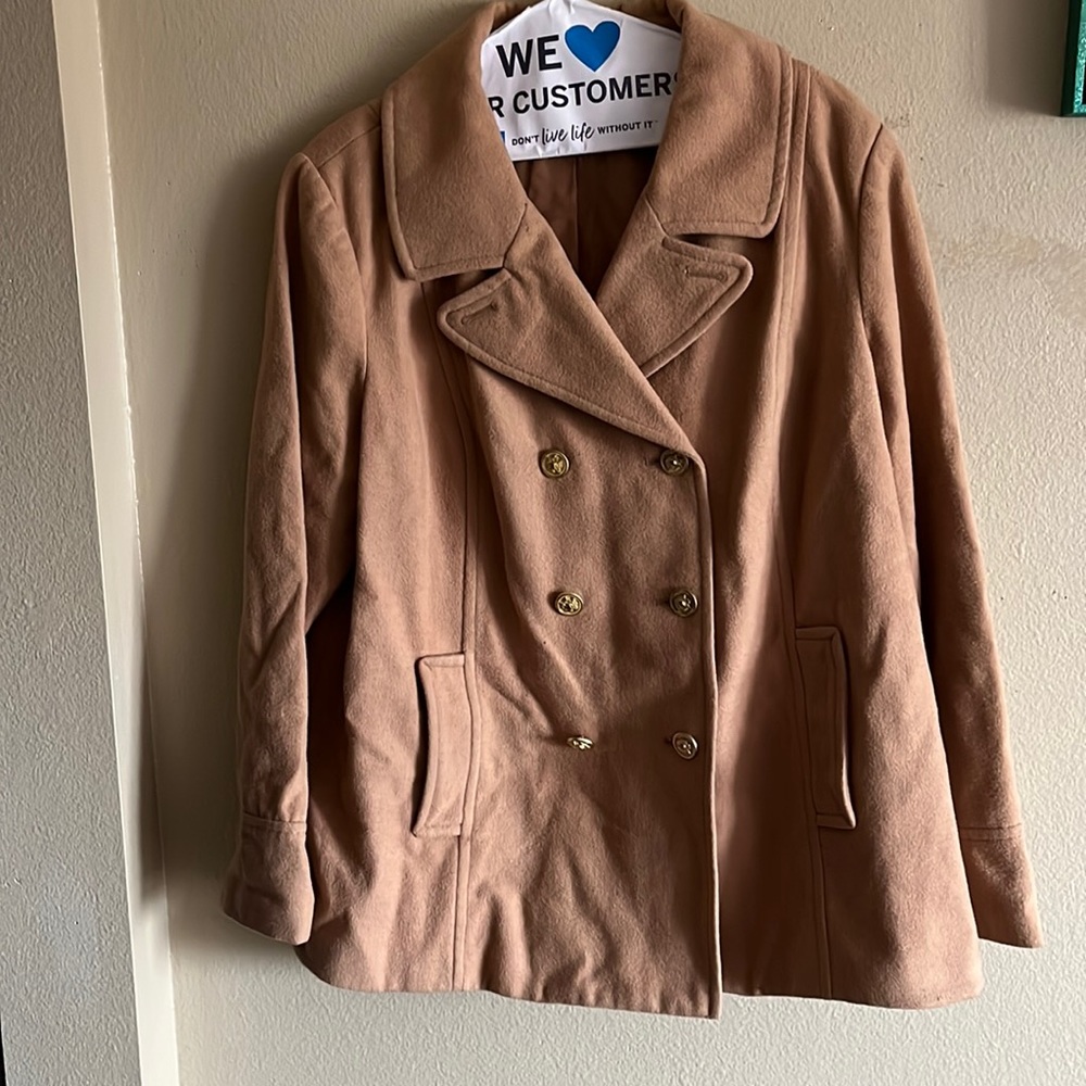 Light brown coat